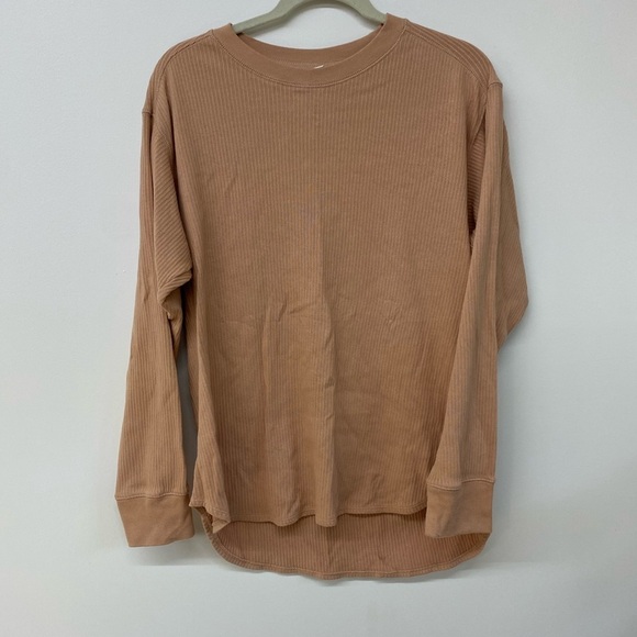 Uniqlo Other - Uniqlo ribbed mauve/tan long sleeve large